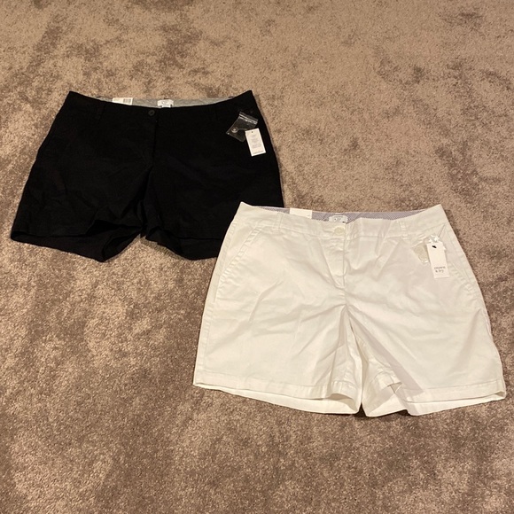crown & ivy Pants - NWT Crown & Ivy Shorts SIZE 14W